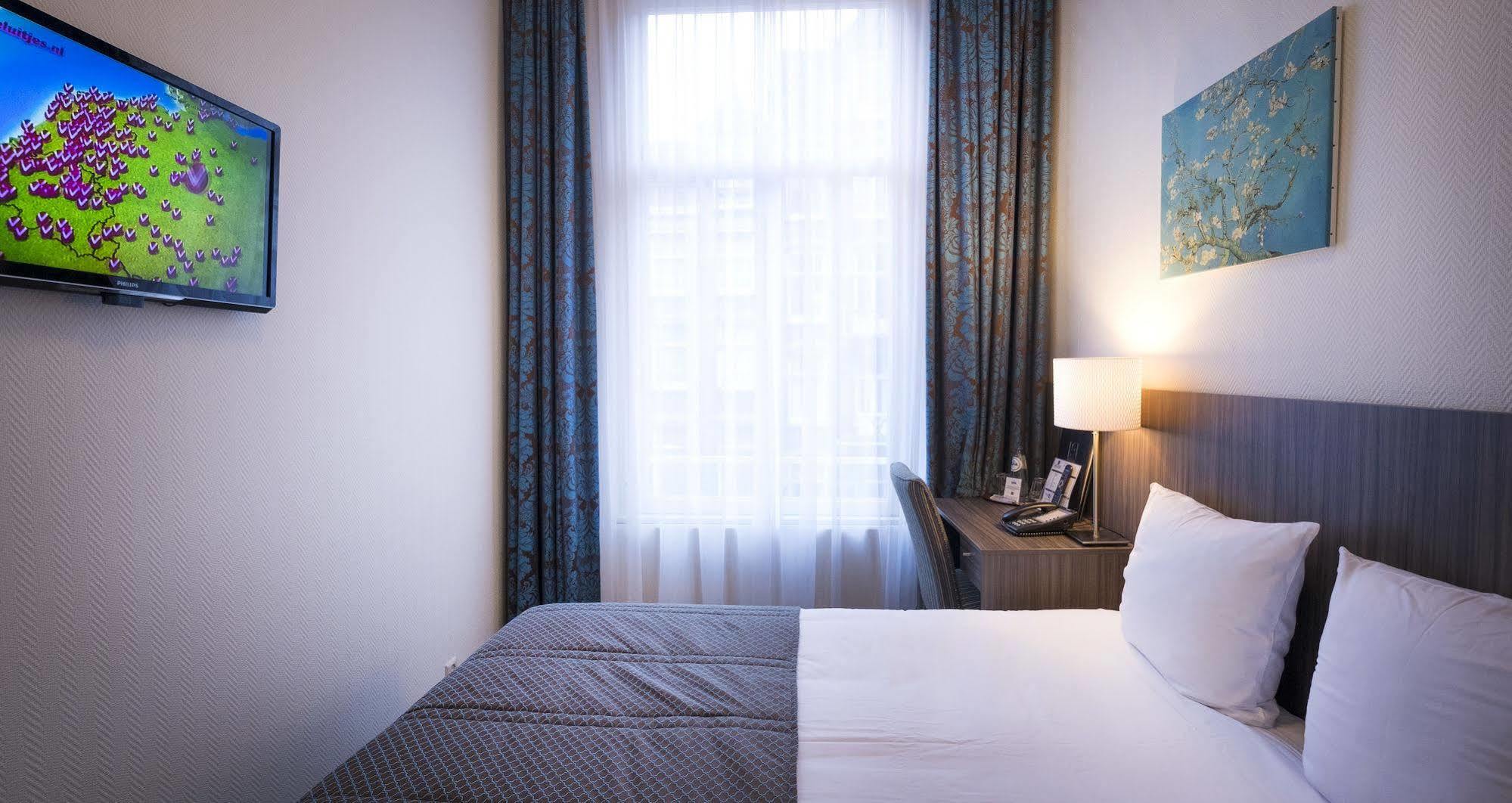Aalders Hotel 3*