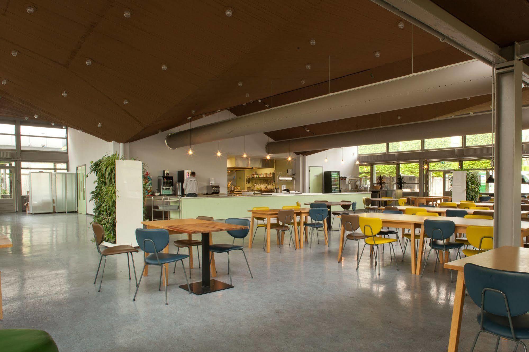 Albergue Wow *
