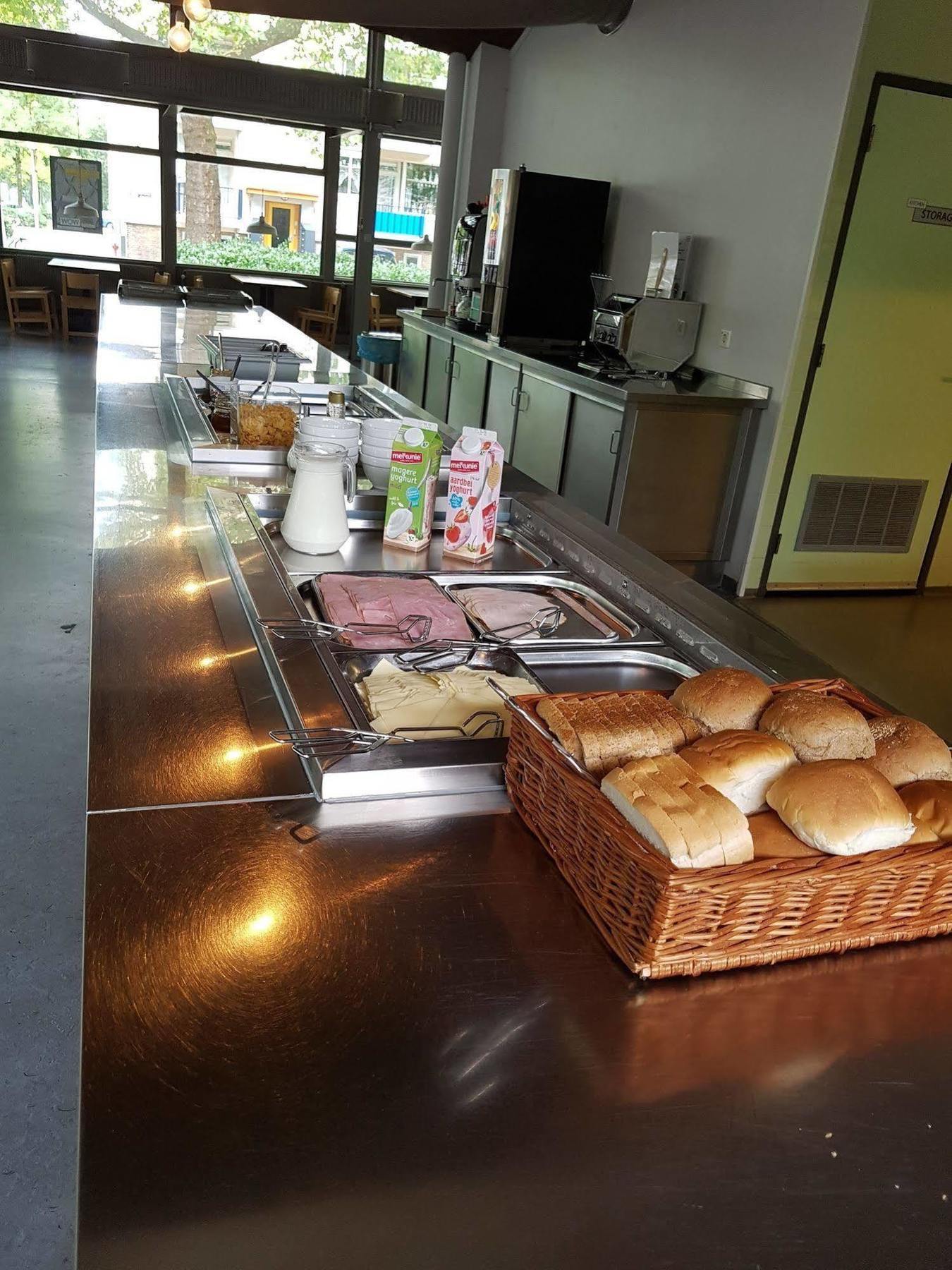 Wow Hostel Amsterdam