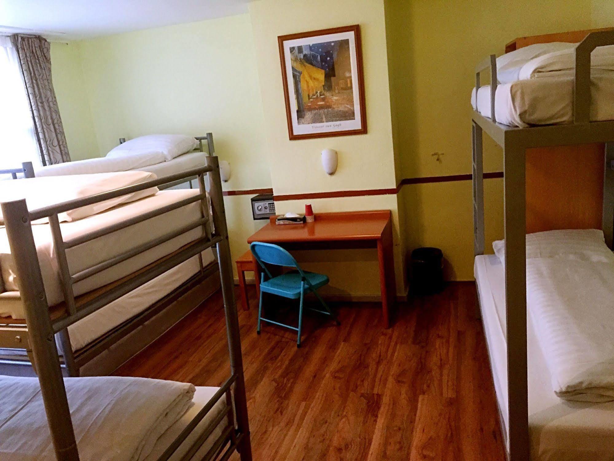Hotel Orange Tulip