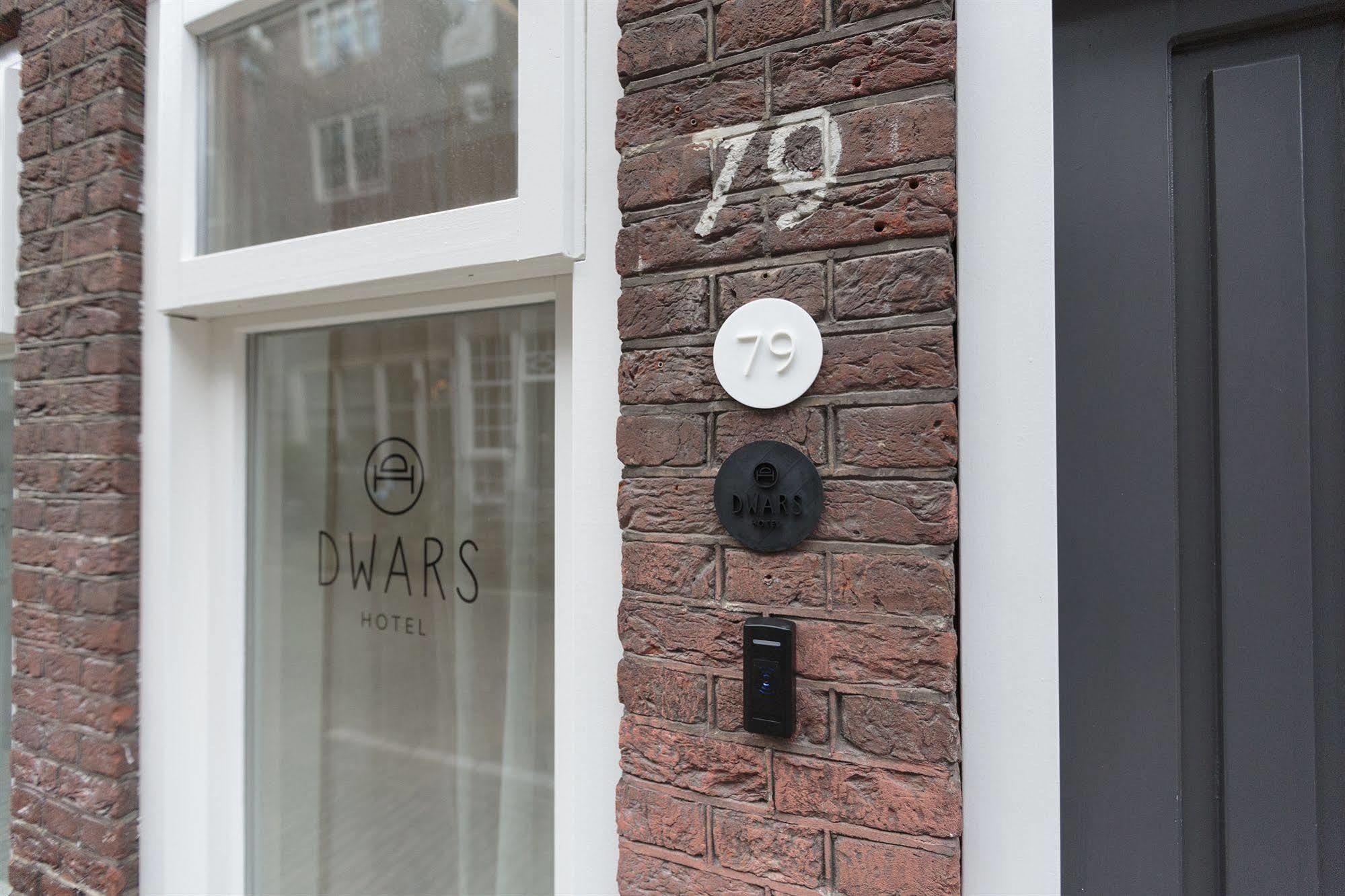 Dwars Hotel
