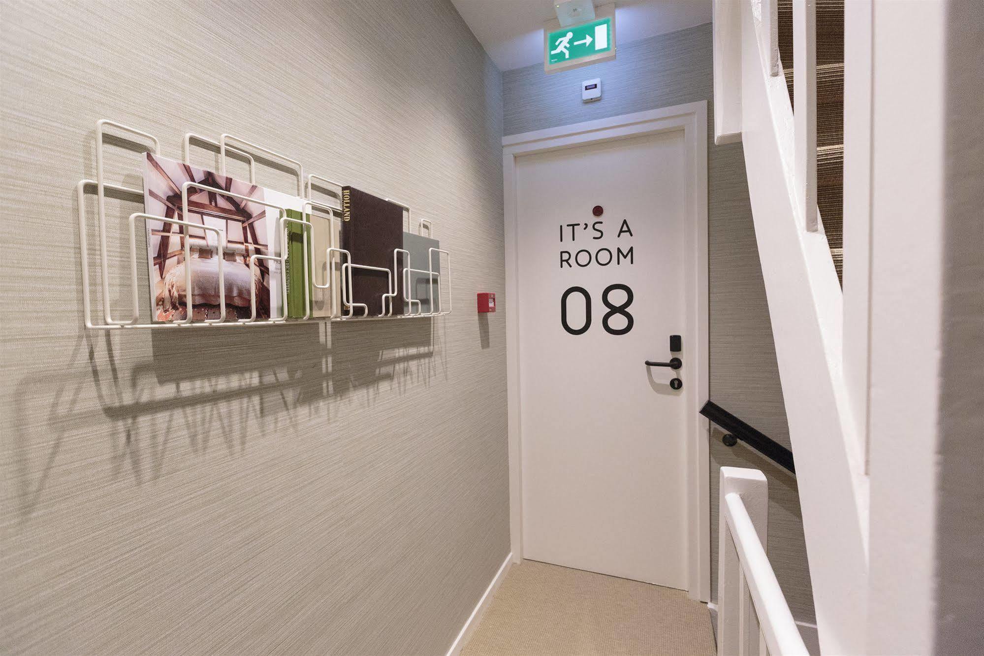 Dwars Hotel 3*