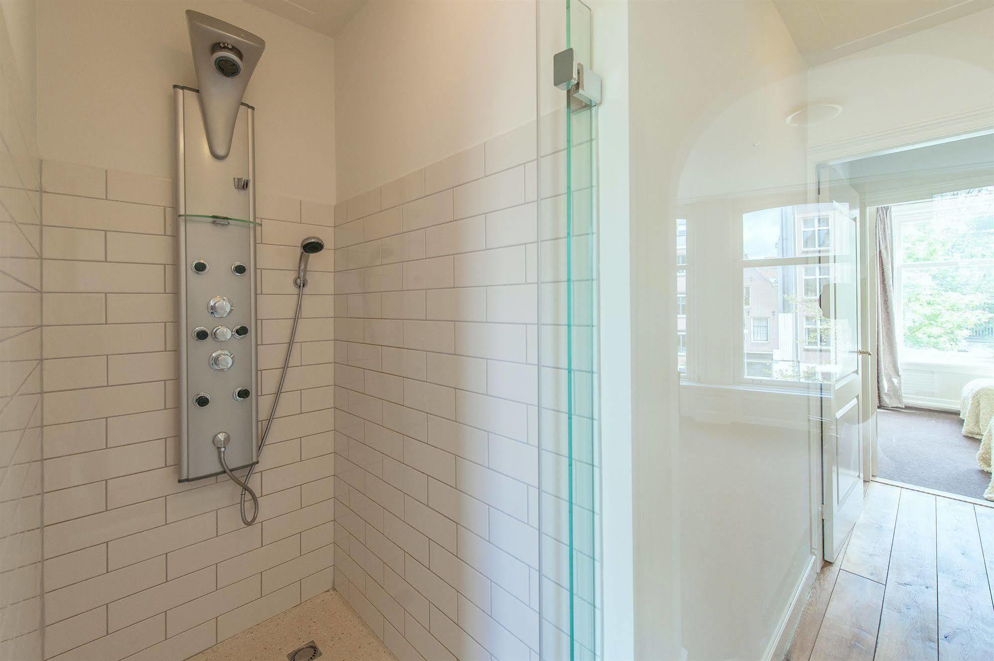 Short Group Jordaan Westerstraat Serviced