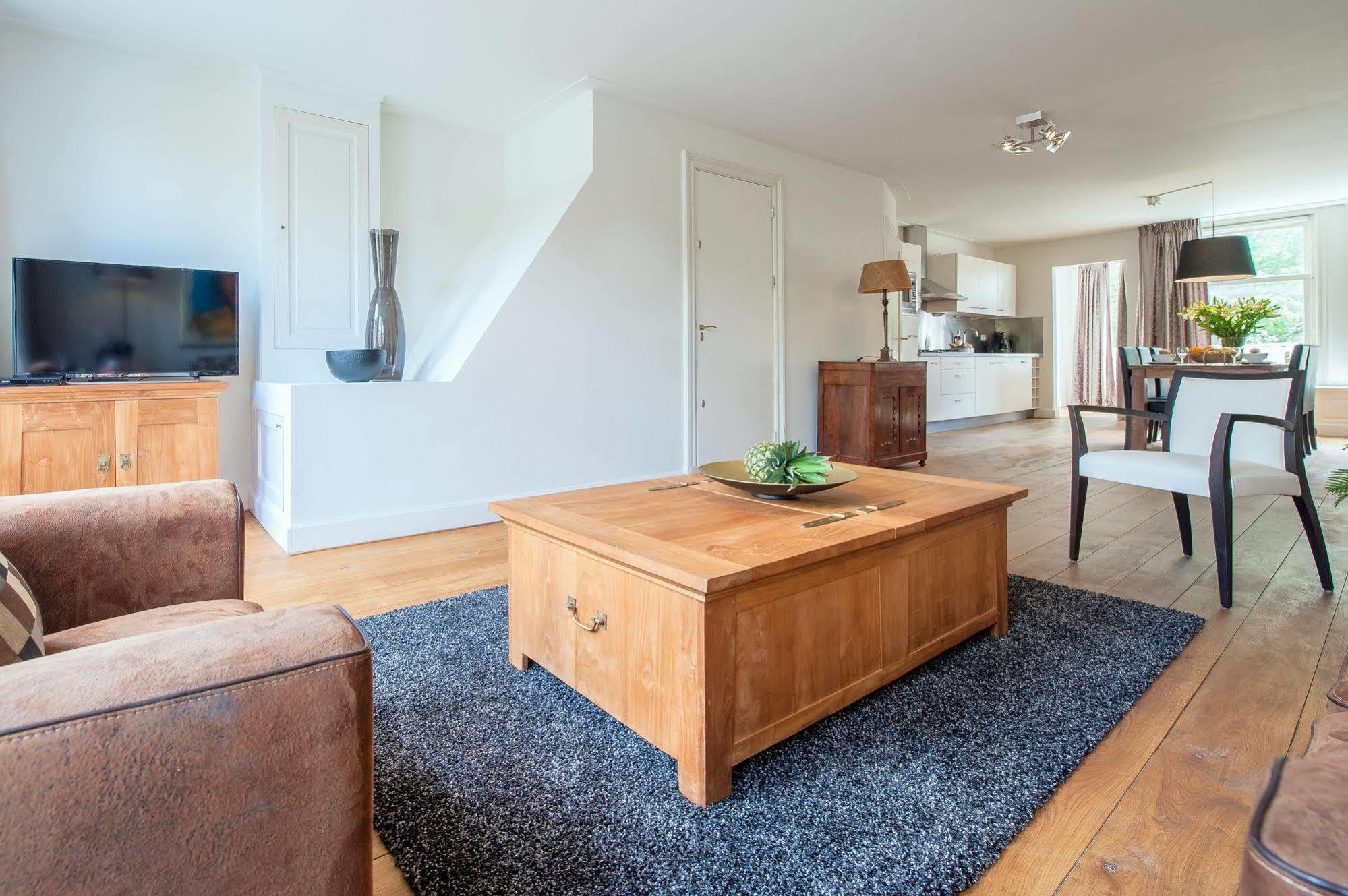 Short Group Jordaan Westerstraat Serviced