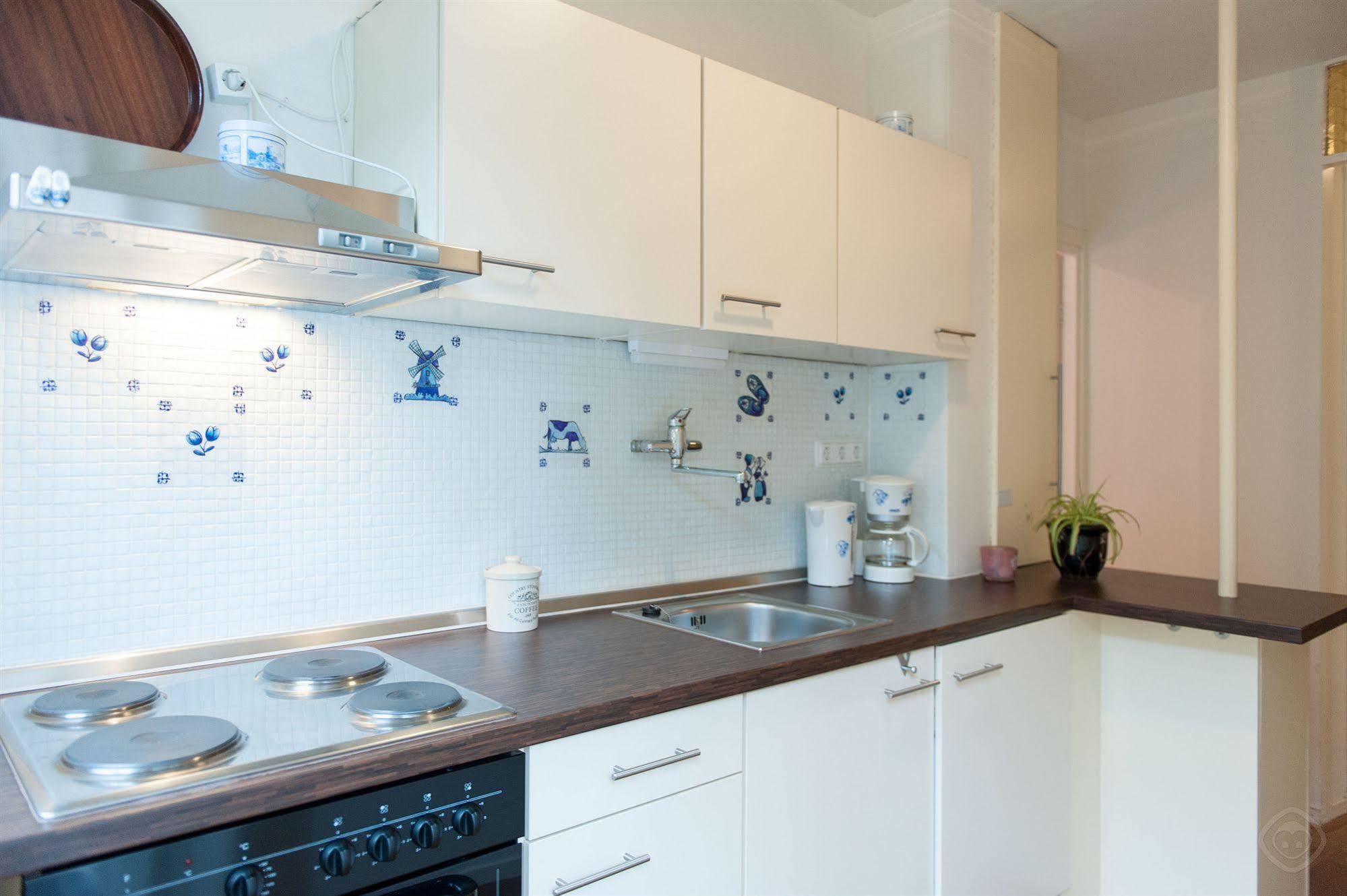 Bos En Lommer - Erasmus Park Area Aparthotel 3*