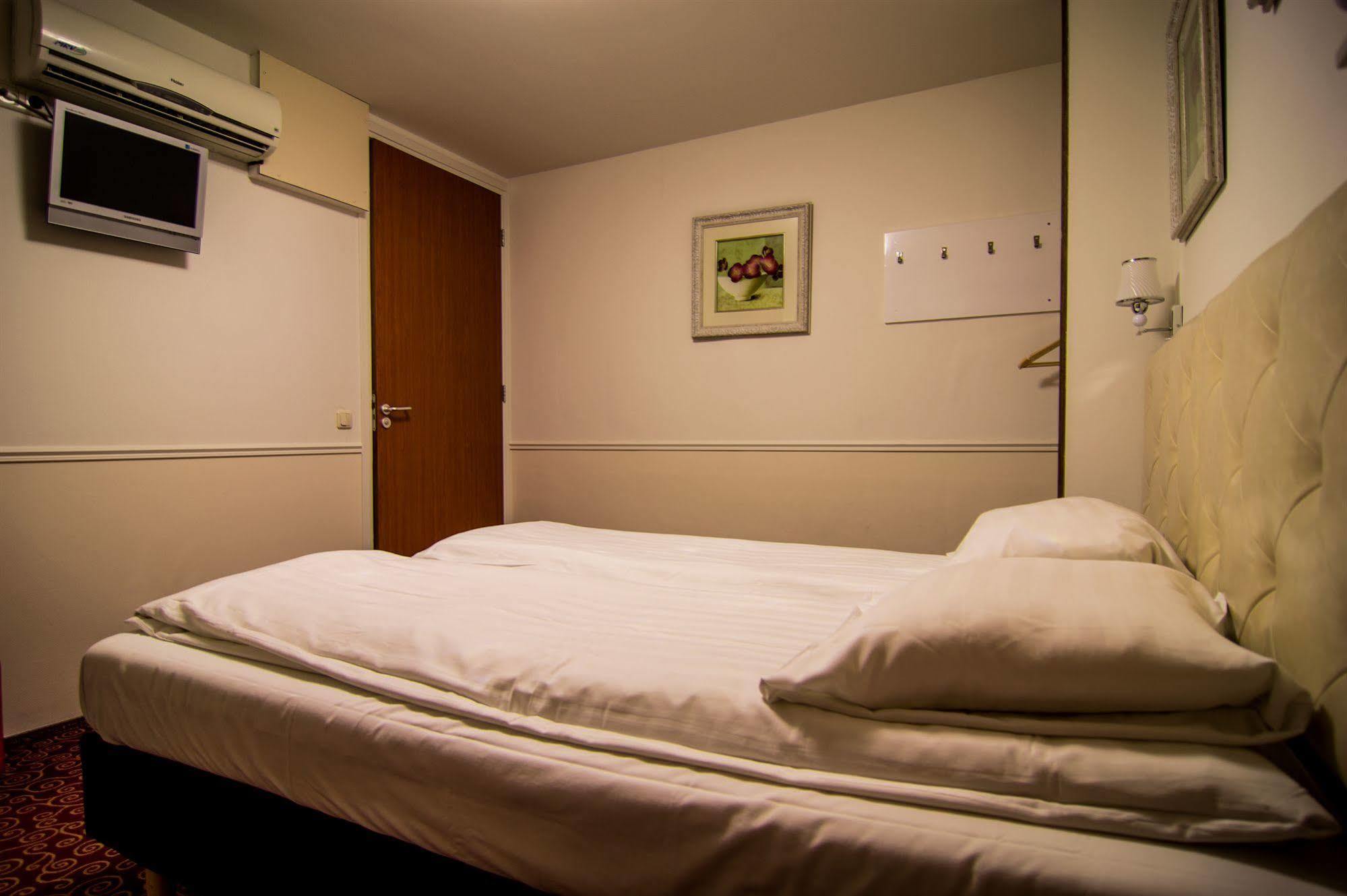 Hotel Downtown