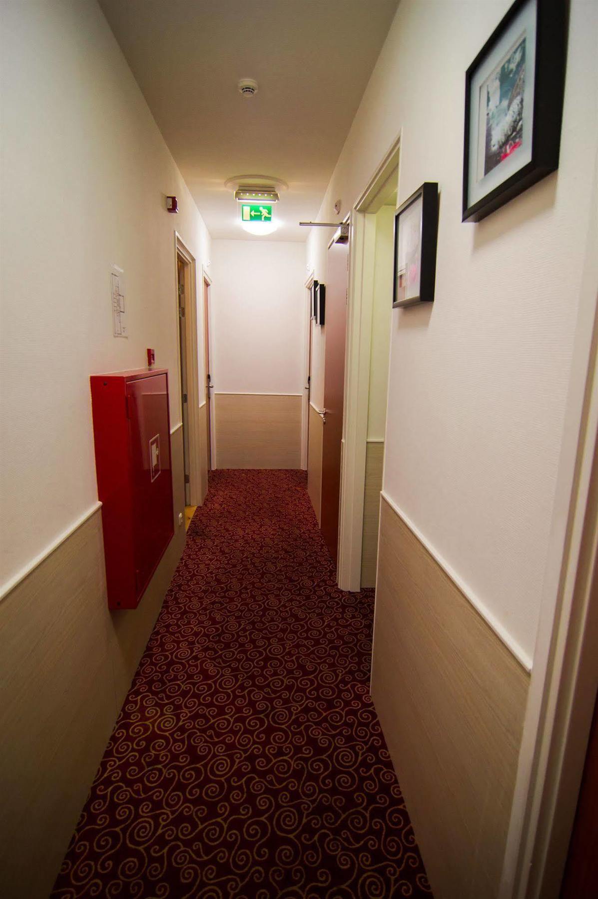 Hotel Downtown 2*