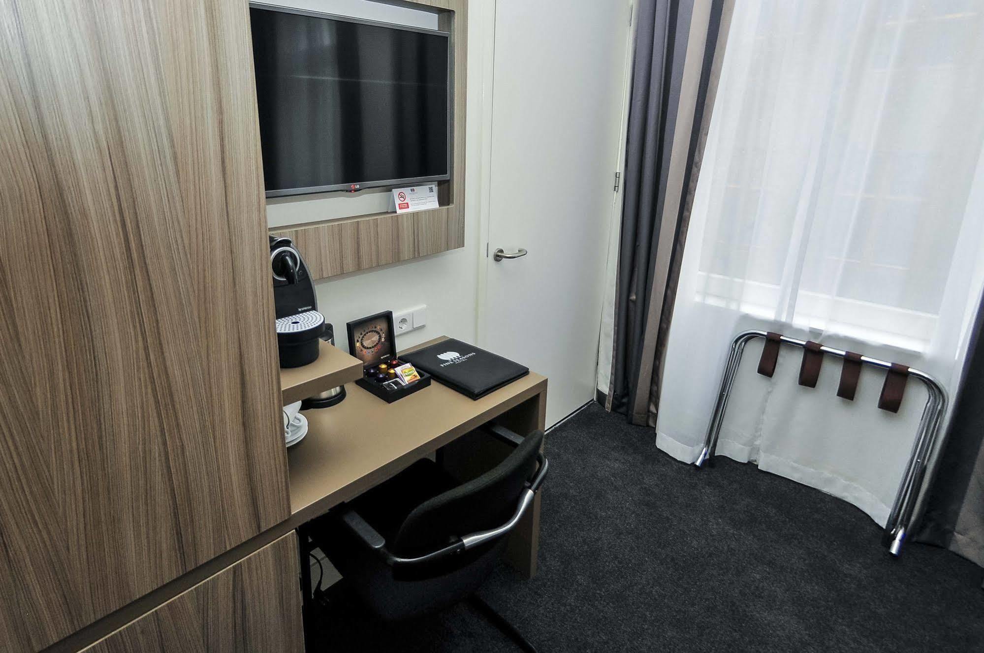 Fine Harmony Hotel 3*