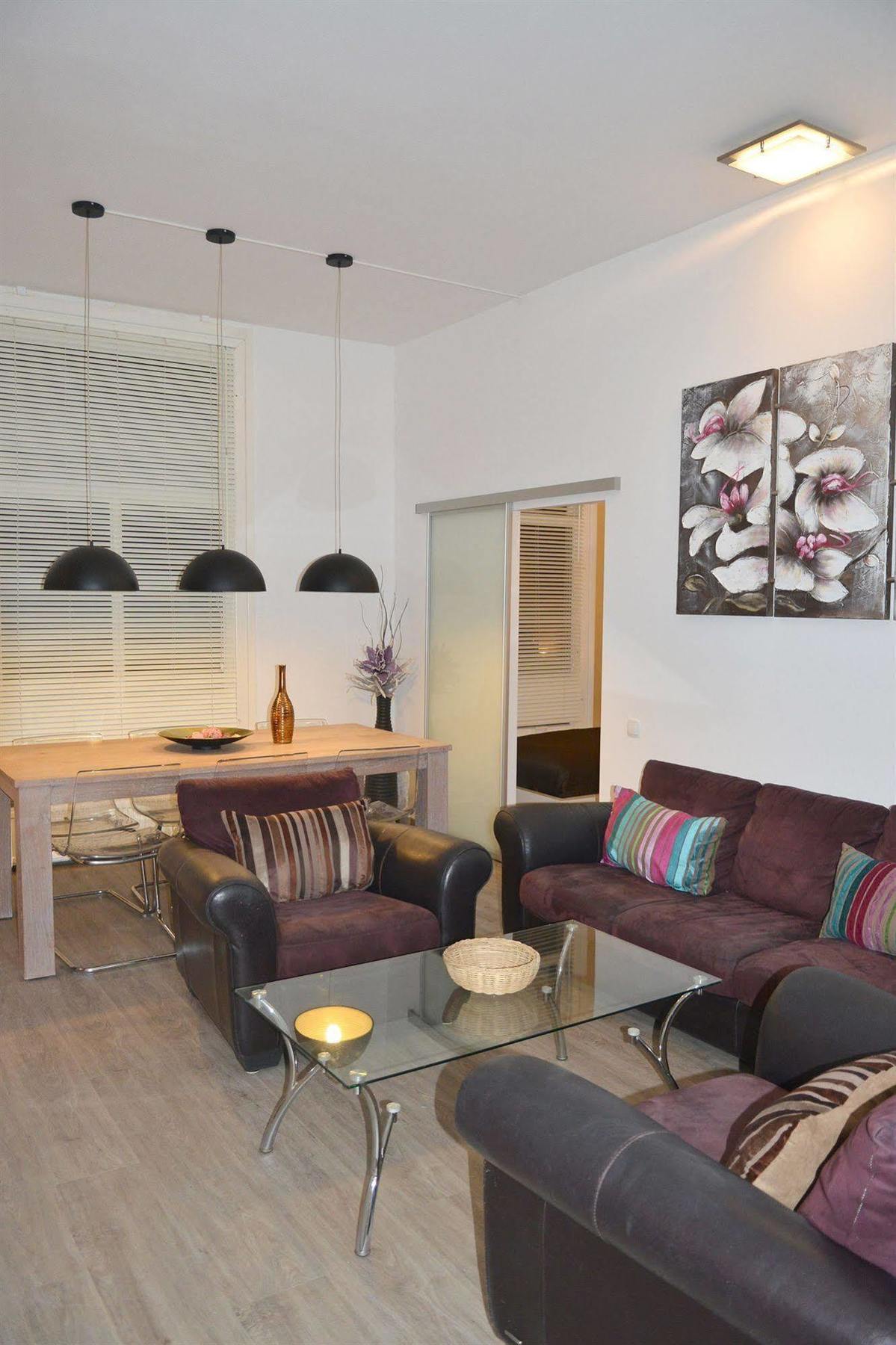 Flower Market Apartment *