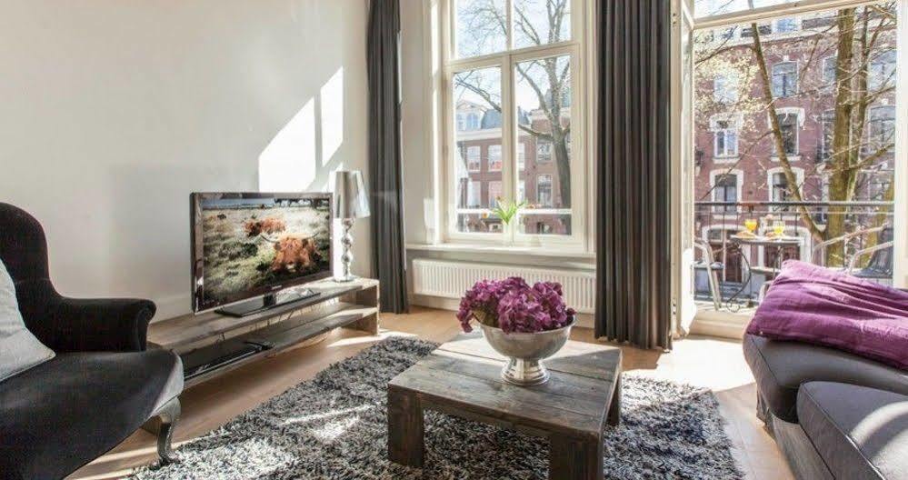 Tulip Apartment Amsterdam