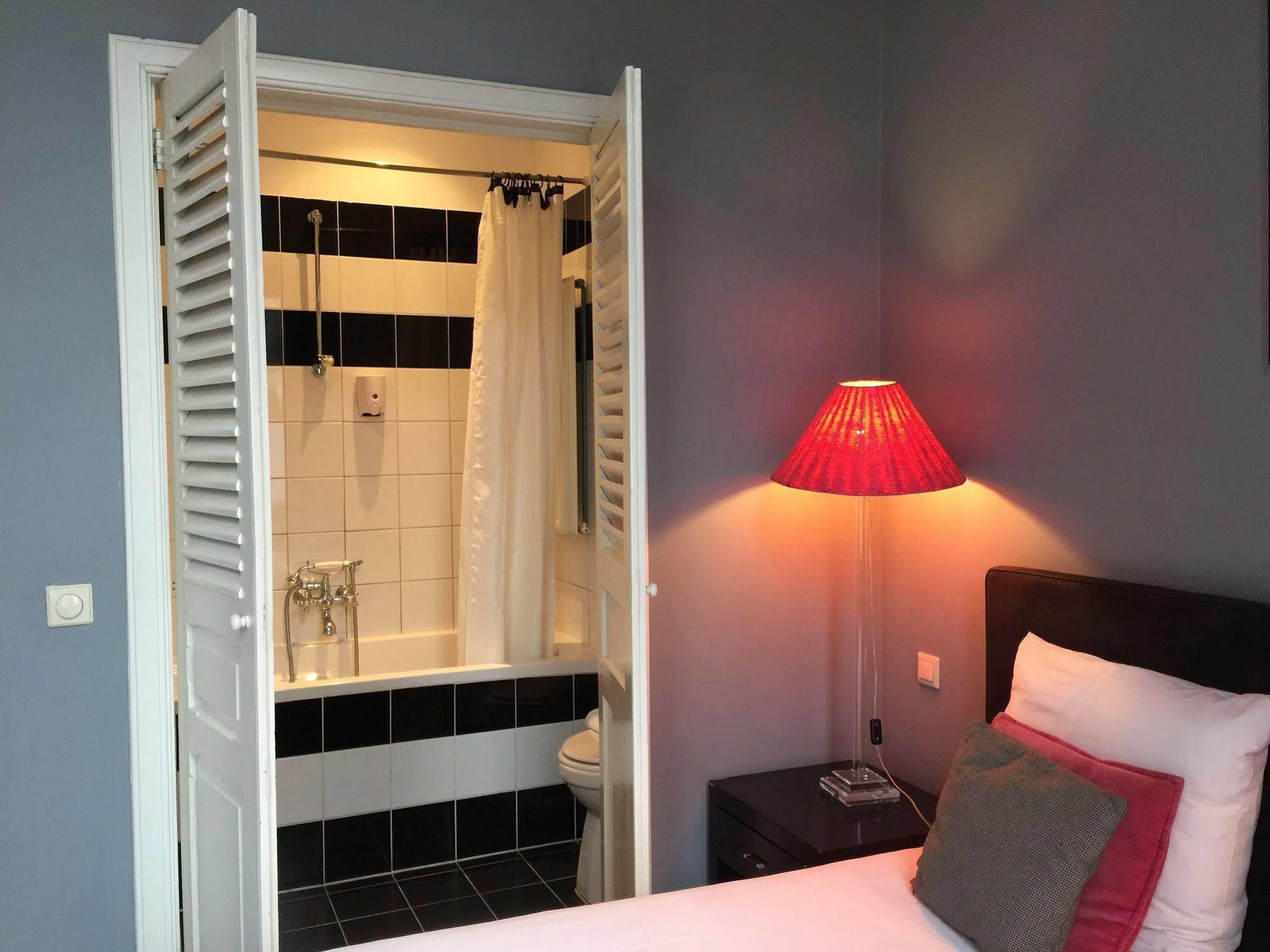Nine-T-Teen Bed And Boutique Bed & Breakfast 3*