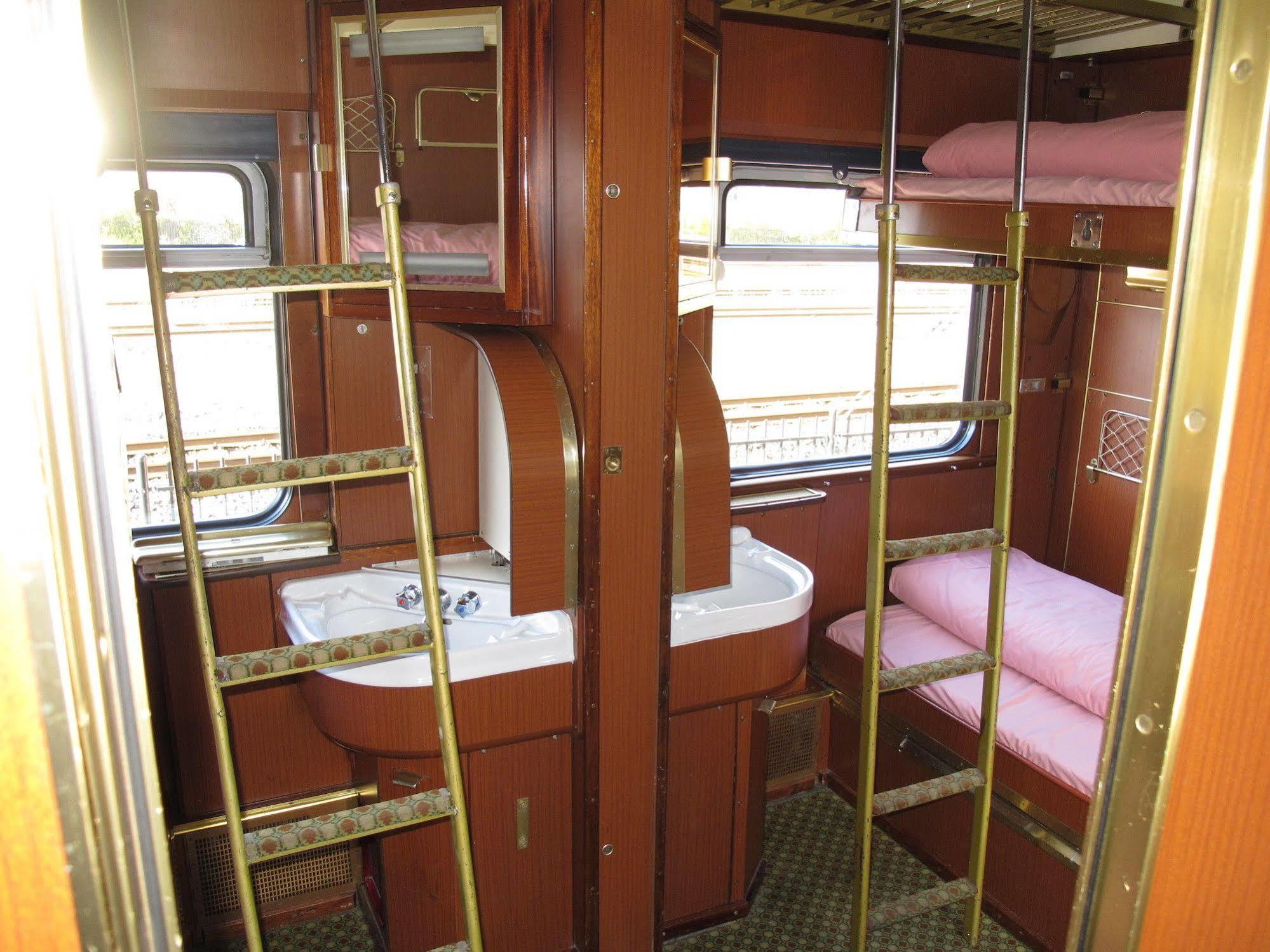 Train Auberge de jeunesse *