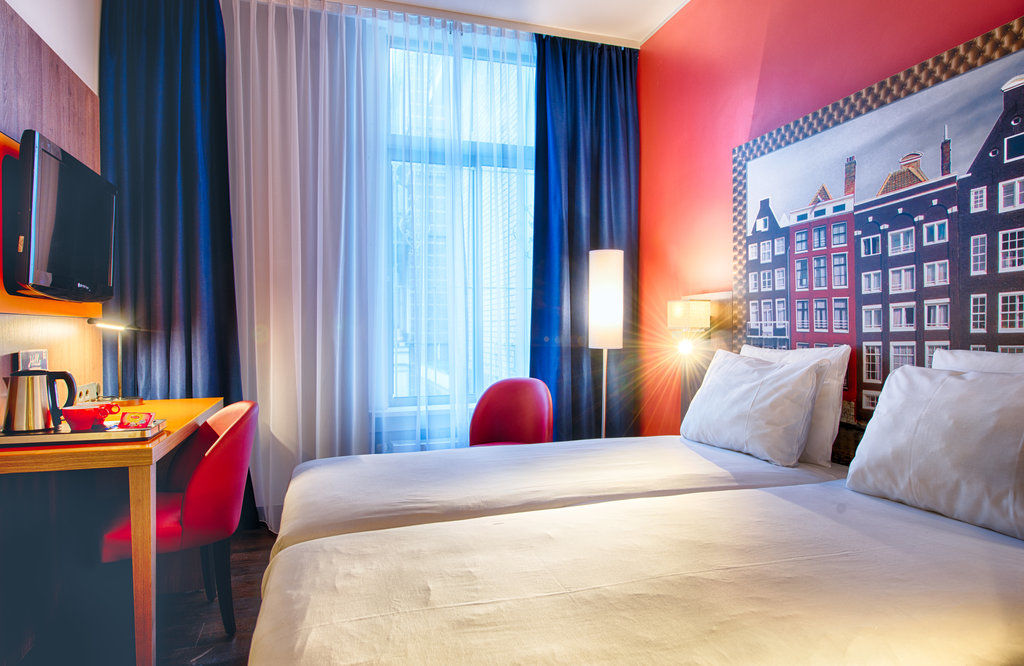 Leonardo Center 4*