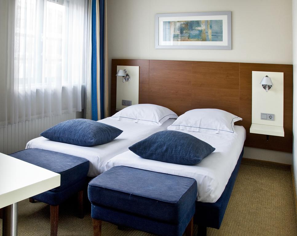 Leonardo Leidse Square 3* Amsterdam