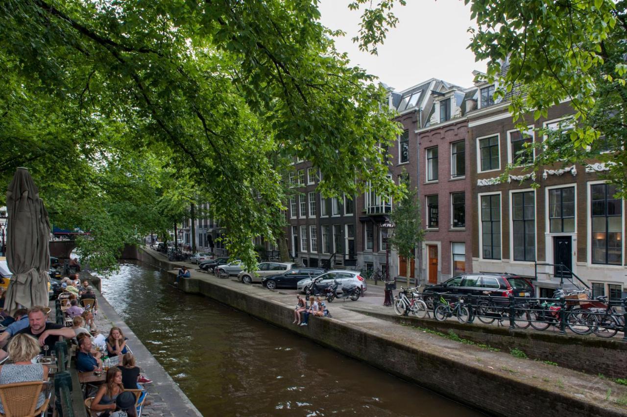 Double Floor Canal Estate Guest house *