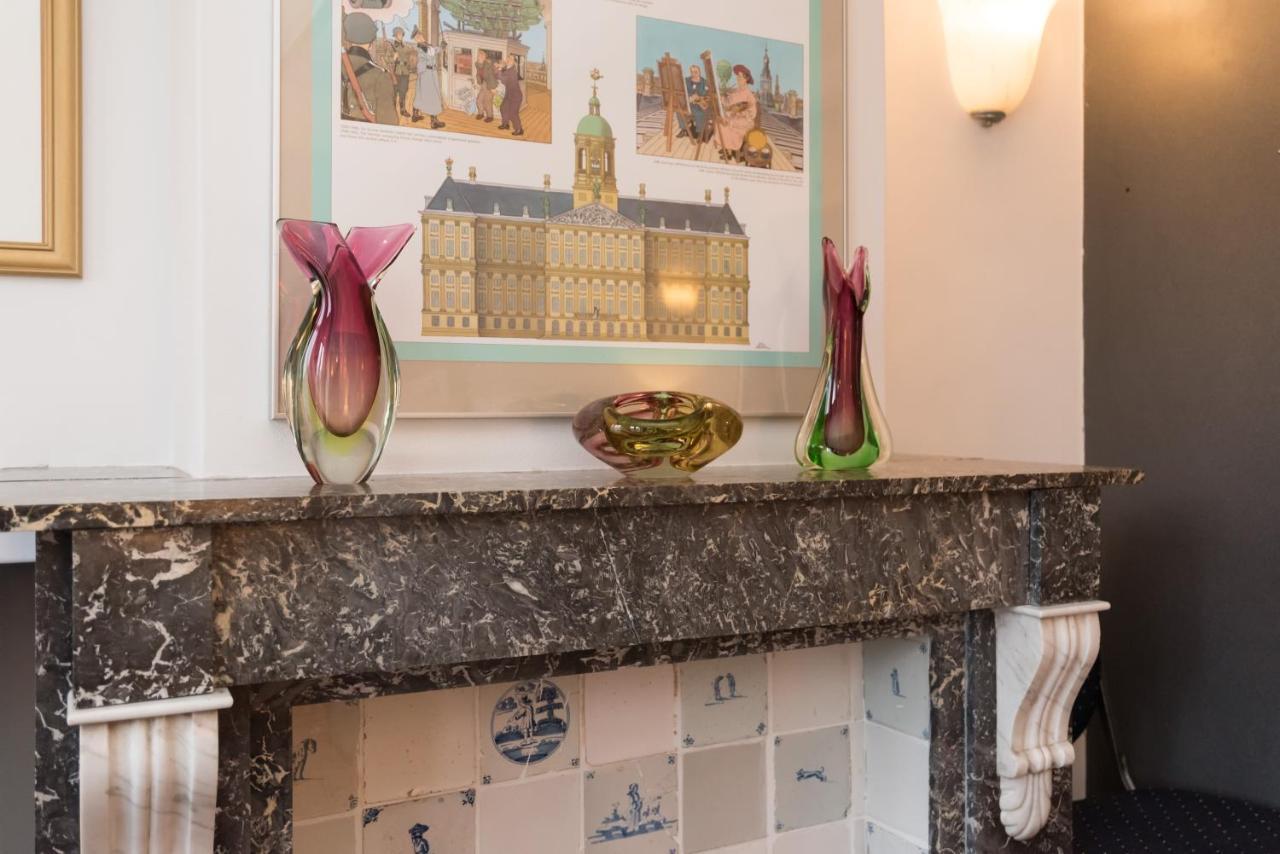 Double Floor Canal Estate Guest house *