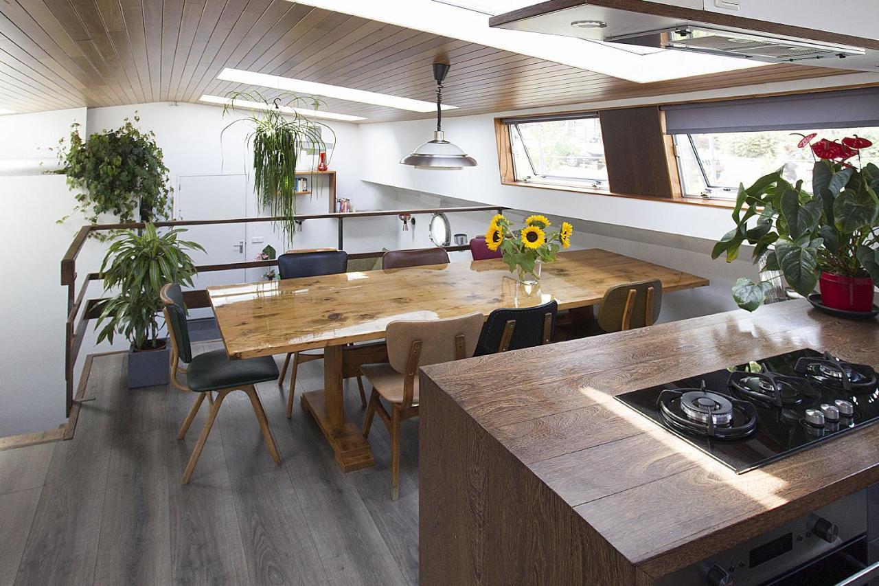 Gp Amstel River Houseboat Holiday home