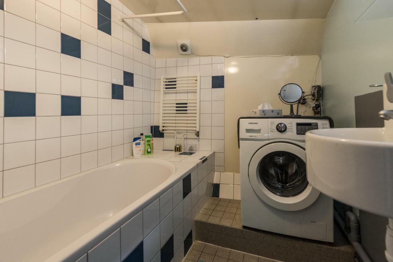 Houseboat Reussi Bed & Breakfast Amsterdam
