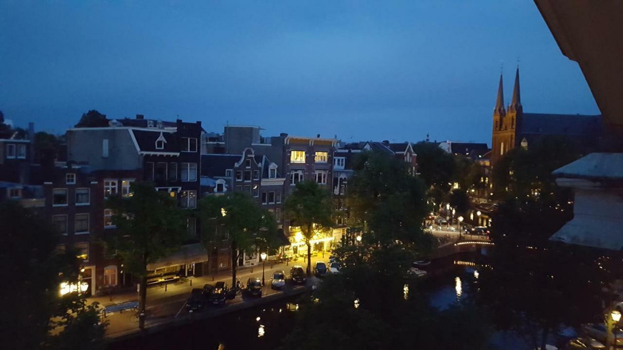 Bed & Breakfast Suites Aan De Singel 3*