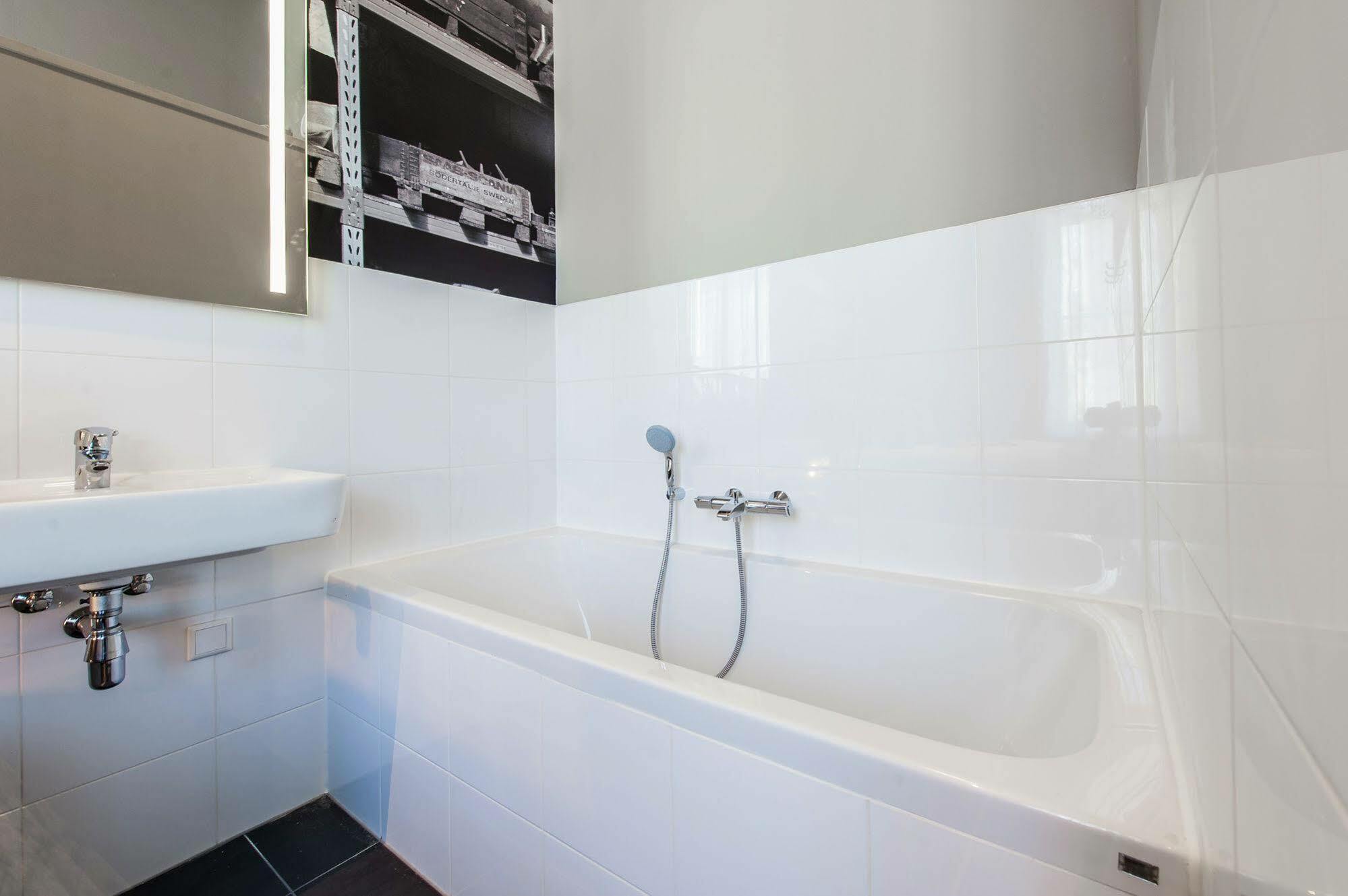Yays Maritime By Numa Aparthotel 4*