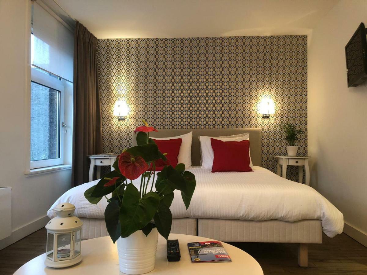 Apartment Tulips In The Heart Of Amsterdam