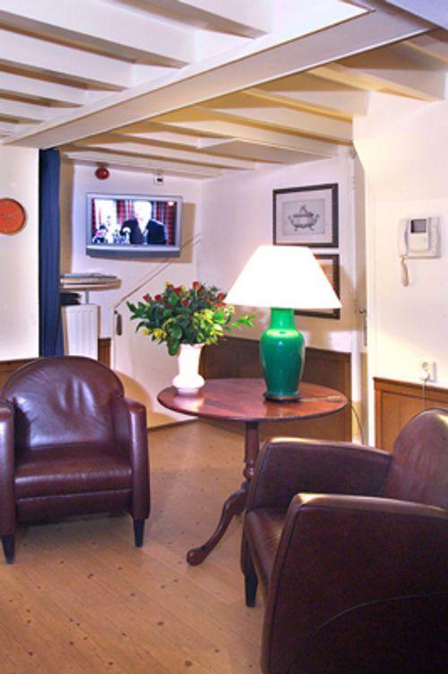 Onefam Amstel Albergue *