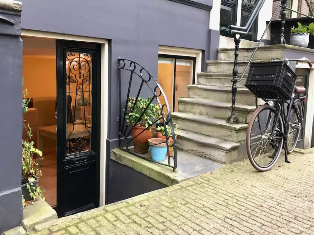 Boutique With Amazing Location Hotel