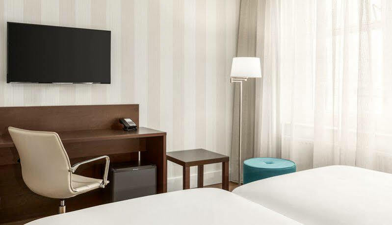 Nh Centre Hotel Amesterdão