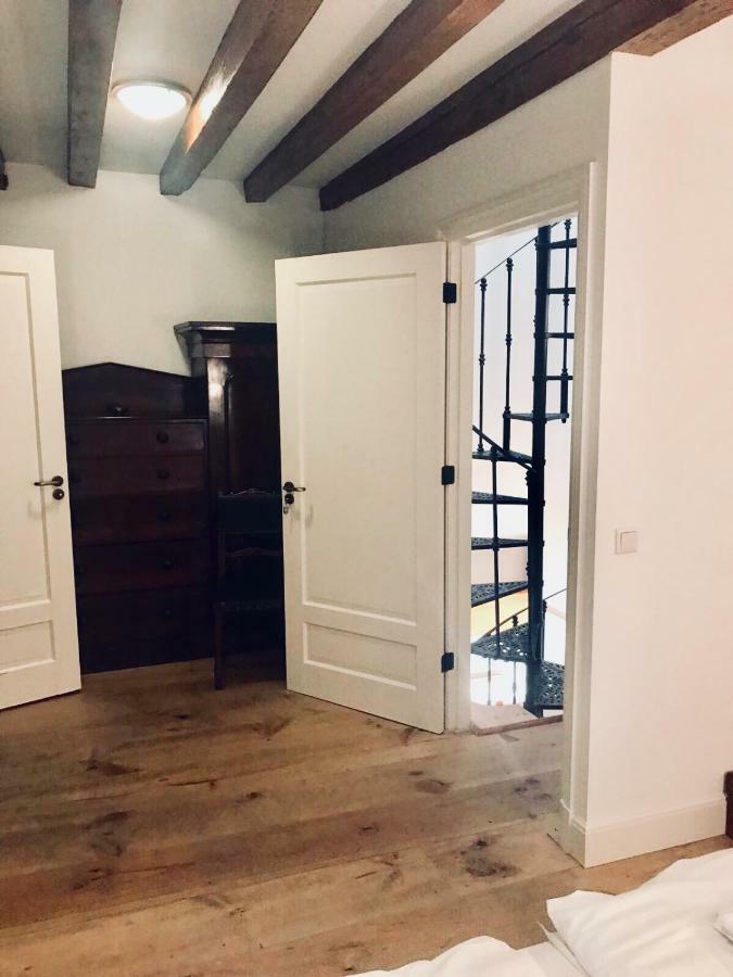 Barndesteeg Guest house *