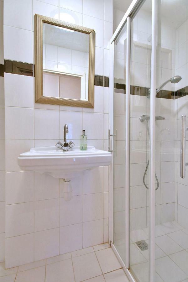 Classic City Souterrain Apartment *