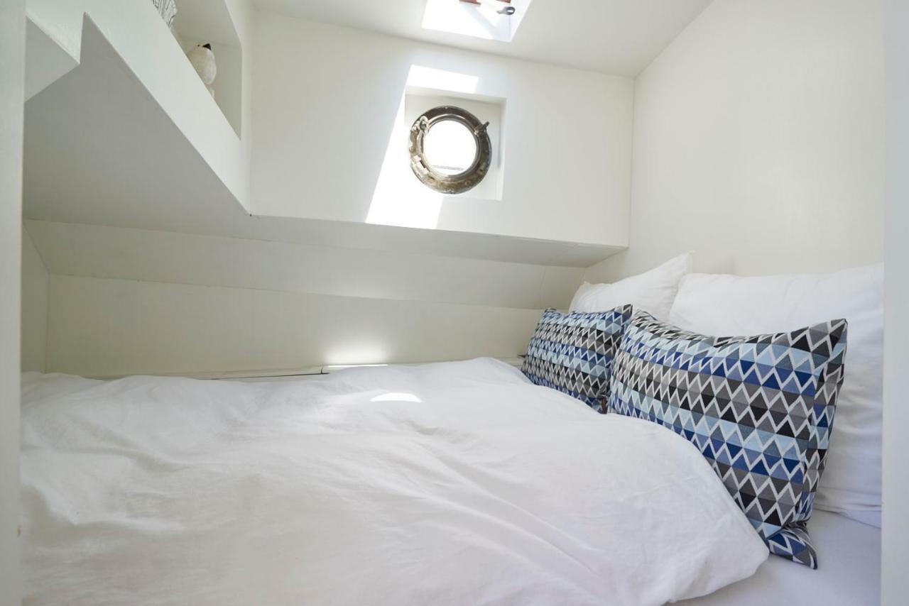 Luxurious 110m² 3br Houseboat In Centre! Botel Amsterdam