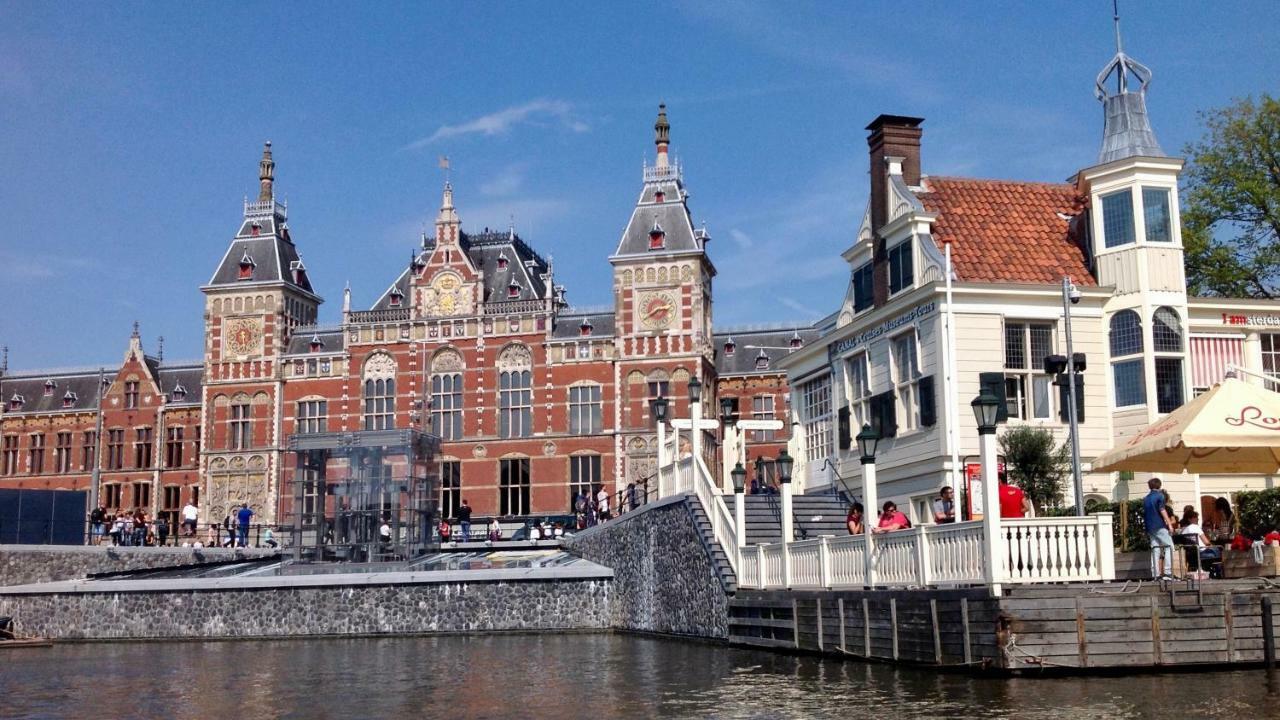 Bed & Breakfast With A Few Amsterdam