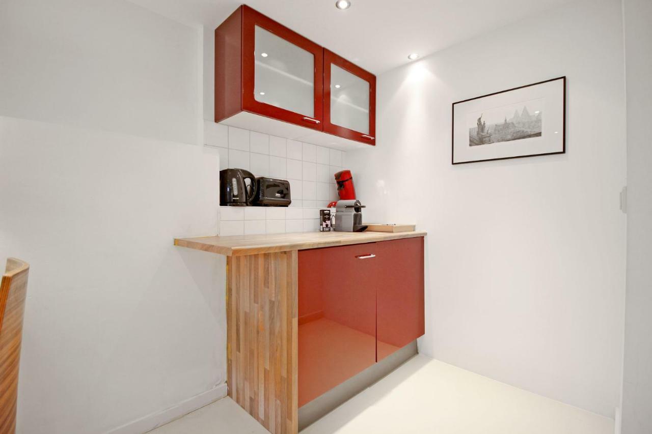 Romantic Jordaan Canalsuite Near Anne Frank House Bed & Breakfast 2*