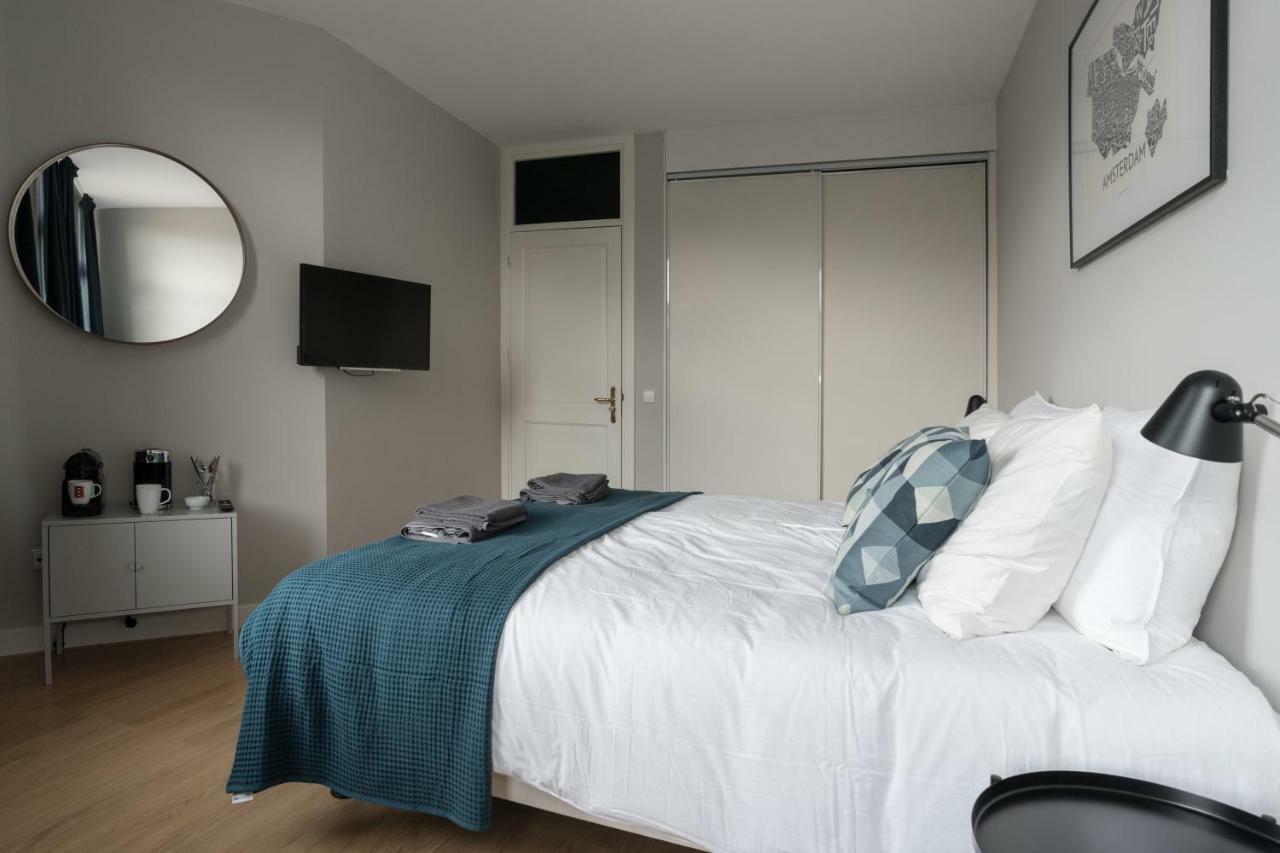 Museum District Studio's Homestay *