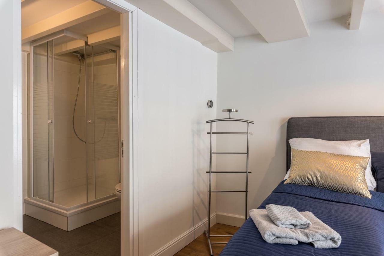 Dam Square Couette-café 3*