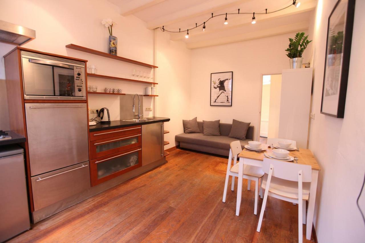 Kerkstraat With Private Garden Apartment Amsterdam