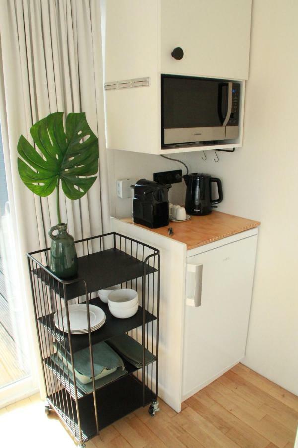 Couette-café Houseboat Sooki *