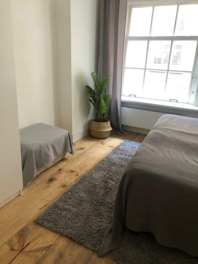 Barndesteeg Guest house *