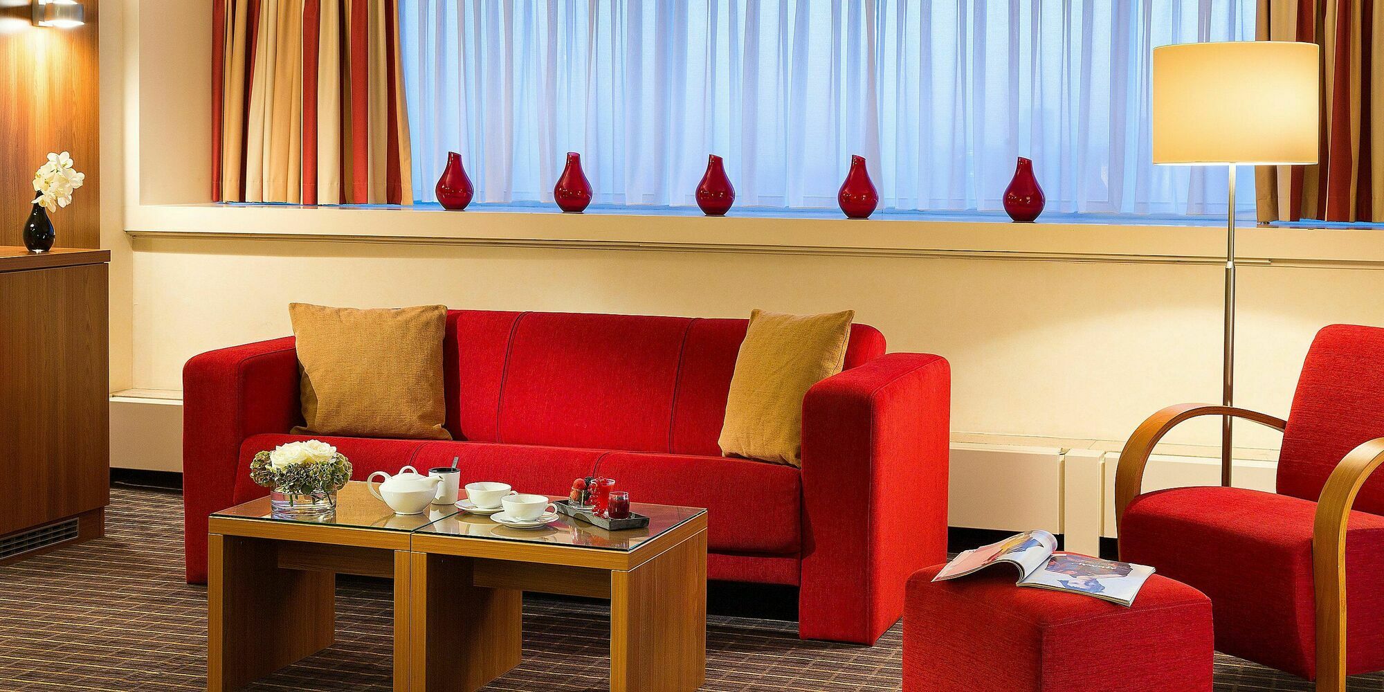 Holiday Inn Amsterdam 4* Amesterdão