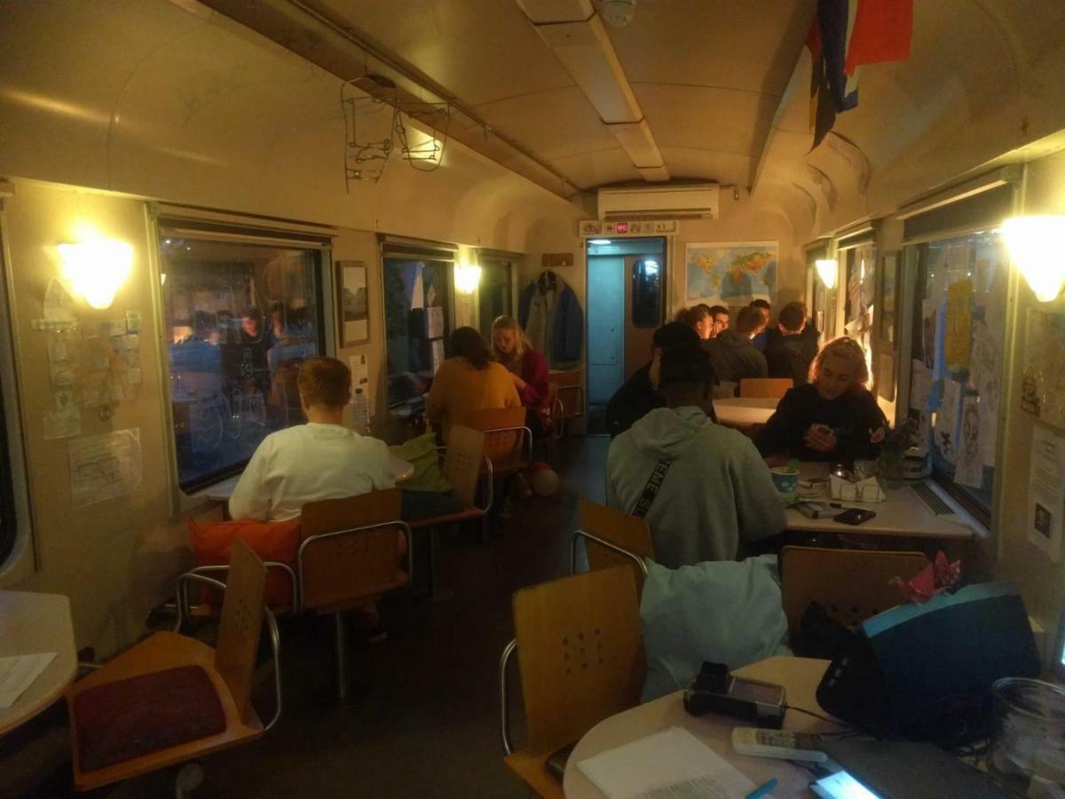 Train Auberge de jeunesse Amsterdam
