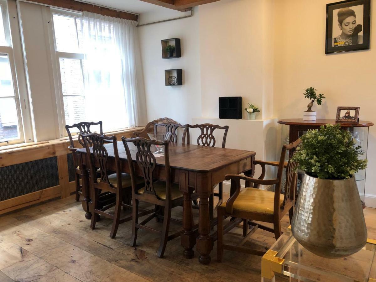 Barndesteeg 27 Bed & Breakfast *