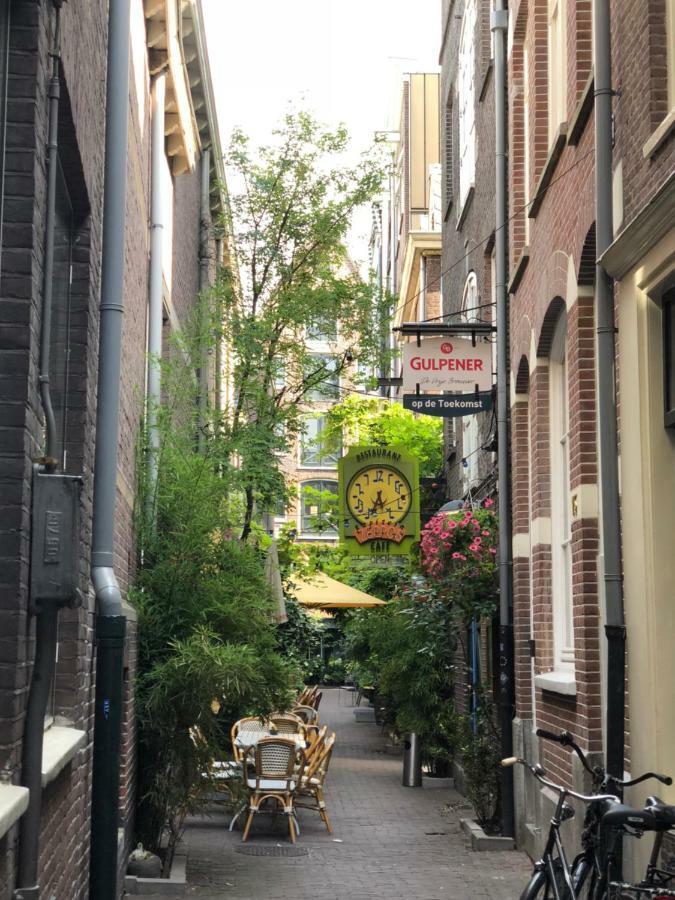 Bed & Breakfast Bee - In The Trendy Jordaan *