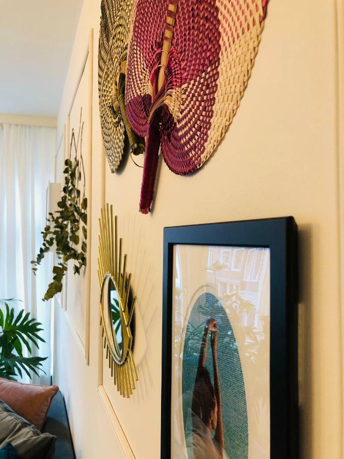 Bed & Breakfast Bee - In The Trendy Jordaan *