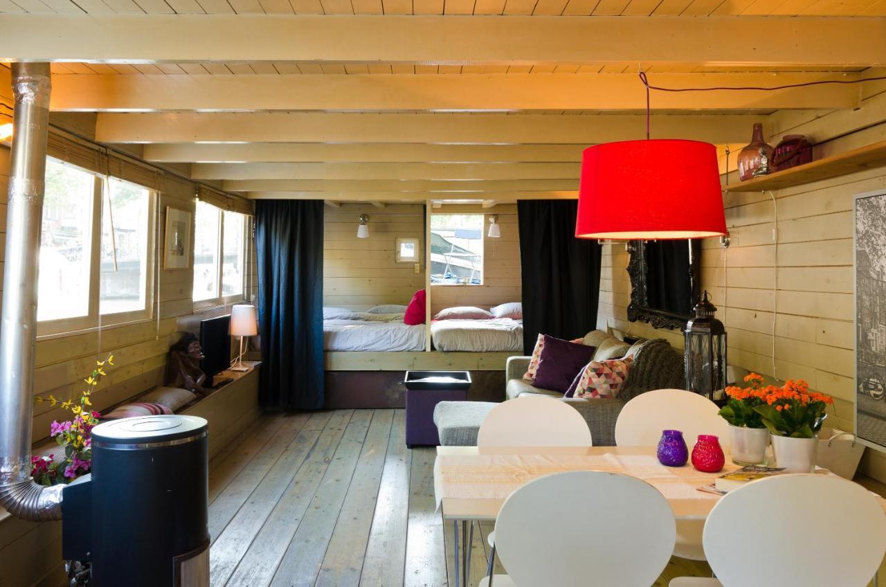 Botel Houseboat Prince-avalon