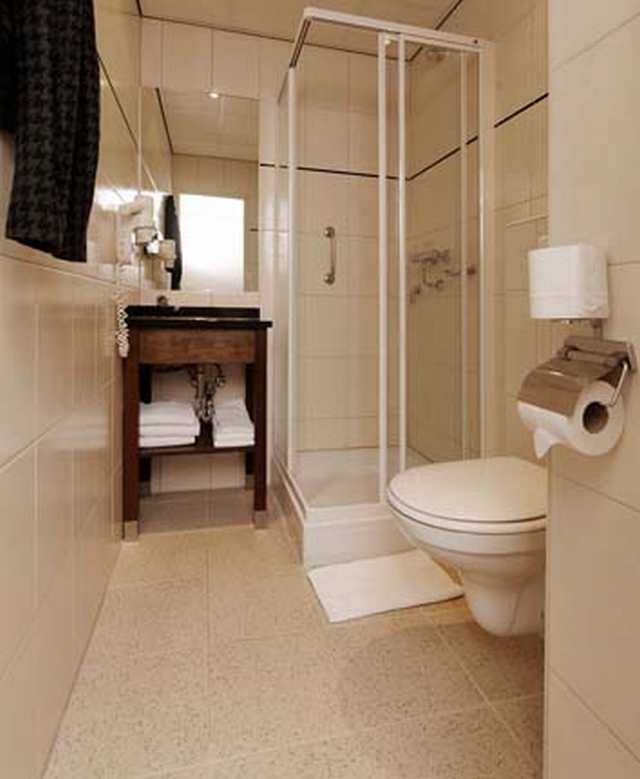 Western Dam Square 3*