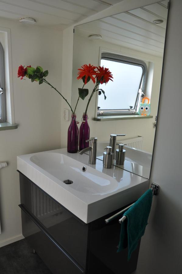 Private On Houseboat Accommodatie bij particulieren