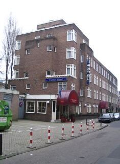 Trianon Annex Hotel 2*