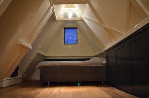 Lanestay Damsquare Couette-café 2*