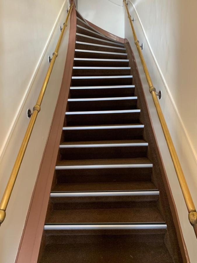Hotel Budget Dam