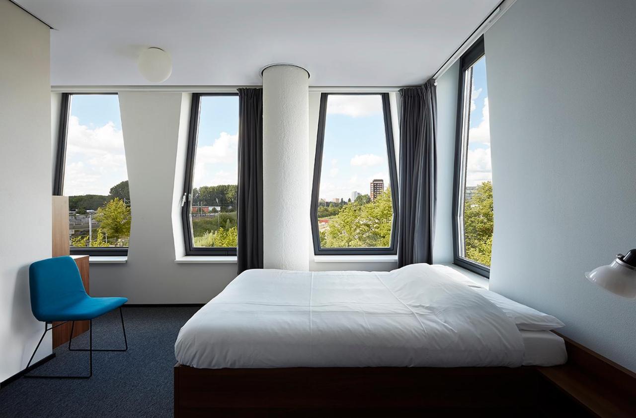 Hotel The Social Hub West 3*